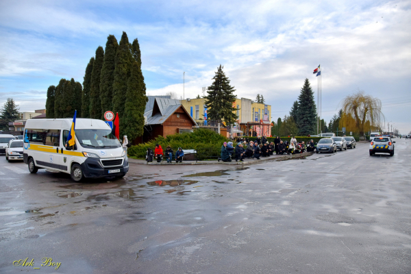 У Шумській громаді попрощалися з воїном Юрієм Доптуном
