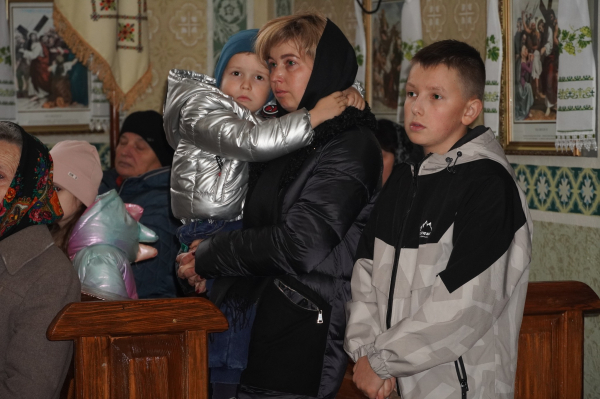 У Лозовій встановили пам’ятник Герою Віталію Німку, тіло якого досі не знайшли (фото)