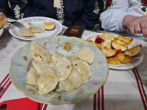 Атмосферні вечорниці на Андрія: як на Бережанщині зберігають давні традиції (фото, відео)