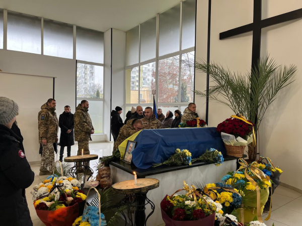 В Івано-Франківську попрощалися із загиблим захисником з Підгаєччини (фото)