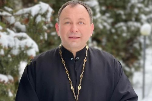 Священнику-блогеру з Тернопільщини Олексію Філюку вручили повістку (відео)