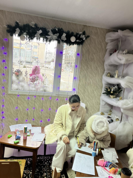 Борщівська громада відкрила Хатинку Миколая: понад 1400 дітей відвідали святкову резиденцію (фото)