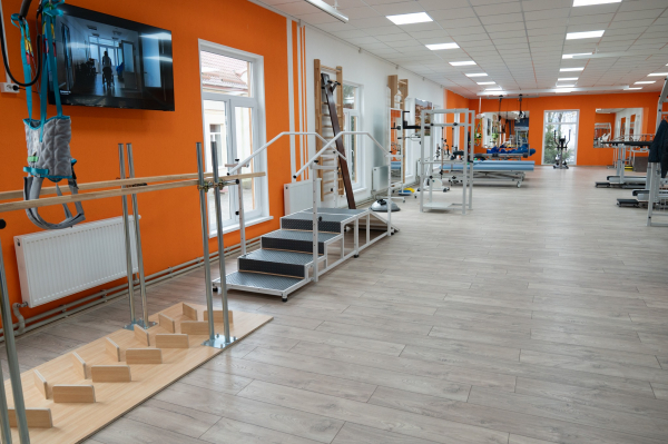 У Заліщиках відкрили новий сучасний реабілітаційний центр (фото)