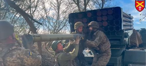 День ракетних військ та артилерії відзначають 4 грудня: вітання воїнам 44-ої Тернопільської артбригади (відео)