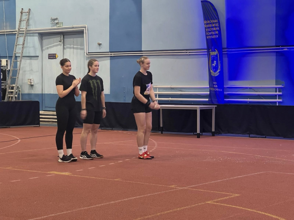 Легкоатлети з Тернопільщини здобули нагороди на всеукраїнських змаганнях зі штовхання ядра (ФОТО)