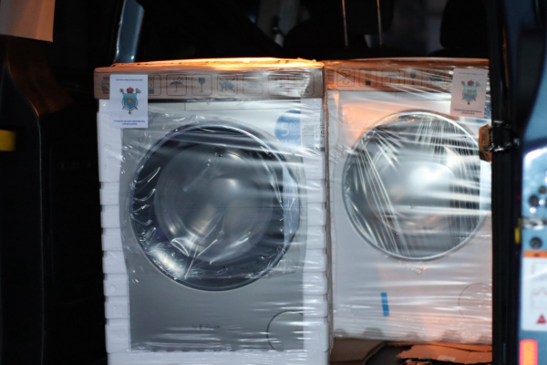 120 сертифікатів на пральні машини передали сім’ям, які постраждали від обстрілу в Тернополі (фото)