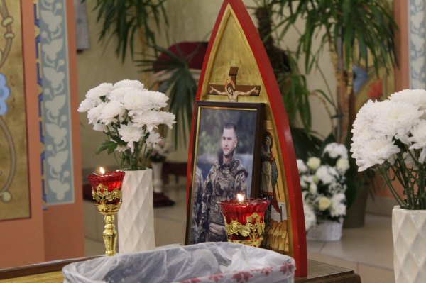 У Великих Гаях відбулося прощання із захисником Володимиром Демчишиним (фото)