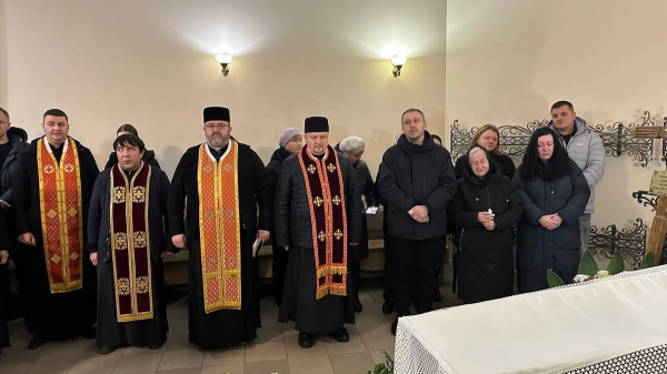 У Тернополі відслужили Парастас за багаторічним працівником архиєпархії Анатолієм Старусельцем (фото)