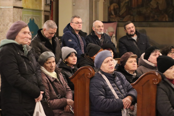 120 сертифікатів на пральні машини передали сім’ям, які постраждали від обстрілу в Тернополі (фото)