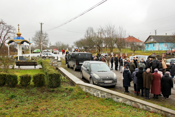 Шумська громада попрощалася з героєм Олександром Каніщевим (фото)
