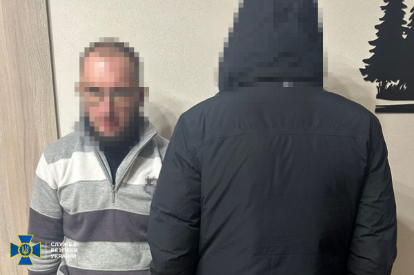 СБУ і Нацполіція затримали іноземців, які на замовлення гру рф займалися підпалами на заході України (фото)