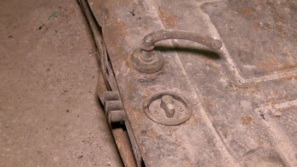 Досі шукають 86-річну тернополянку, яка зникла під завалами зруйнованого будинку на Стуса (фото)