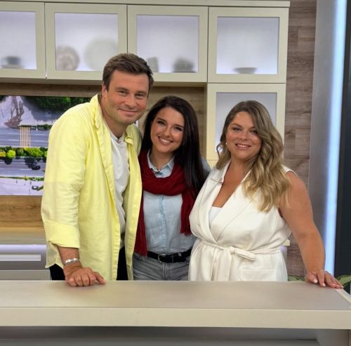 Чортків’янка викладає англійську у прямому ефірі “Сніданку з 1+1”