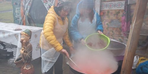 Варили борщ у прямому ефірі: Тернопільщина вперше долучилася до телемосту (фото)