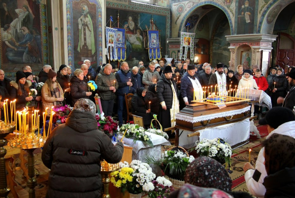 Шумська громада попрощалася з героєм Олександром Каніщевим (фото)