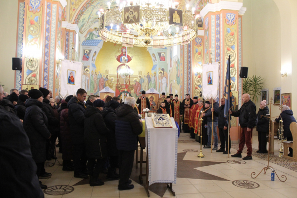 У Великих Гаях відбулося прощання із захисником Володимиром Демчишиним (фото)