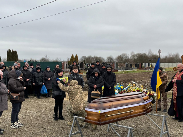 В Івано-Франківську попрощалися із загиблим захисником з Підгаєччини (фото)