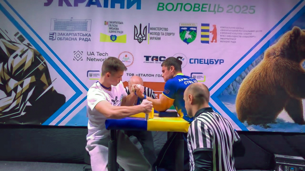 Студент з Тернополя Володимир Дурда став чемпіоном України з армрестлінгу (фото)
