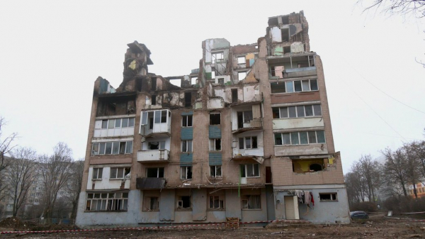 Досі шукають 86-річну тернополянку, яка зникла під завалами зруйнованого будинку на Стуса (фото)