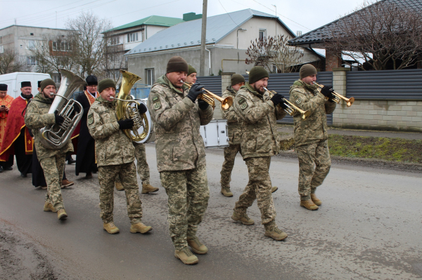 У Великих Гаях відбулося прощання із захисником Володимиром Демчишиним (фото)