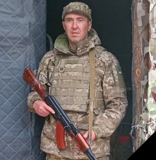 Озернянська громада попрощалася із захисником Романом Майдановим (фото)