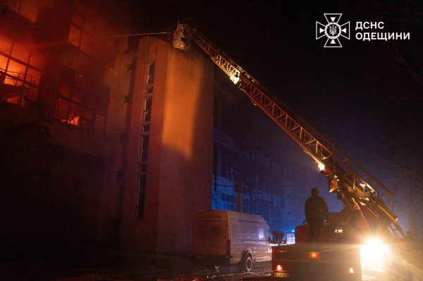 російські війська здійснили масовану атаку на Одещину: постраждали четверо людей та інфраструктура (фото, відео)