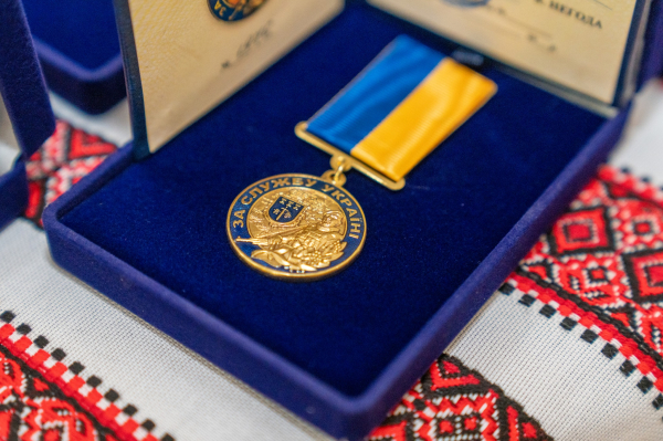 У Тернополі нагородили військових з нагоди Дня ЗСУ (фото)