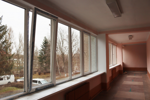 Український Червоний Хрест замінив вікна у Тернопільській обласній дитячій лікарні (фото)