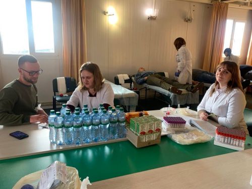 Виїзна донація крові: десятки тернополян долучилися до акції (фото)