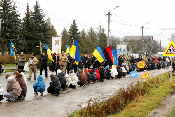 Шумська громада попрощалася з героєм Олександром Каніщевим (фото)