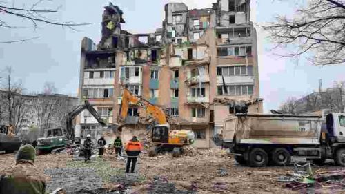 У Тернополі розпочали демонтаж будинку на Стуса (відео)