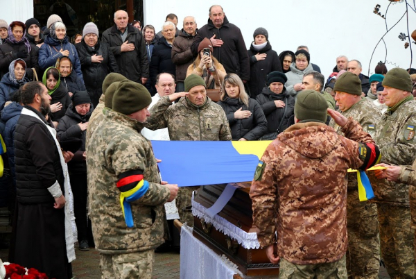 Шумська громада попрощалася з героєм Олександром Каніщевим (фото)