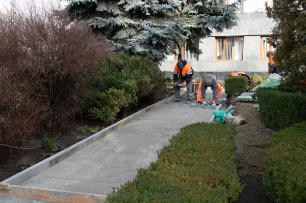 У «білому домі» в Тернополі розпочалась реконструкція: що планують зробити (ФОТО)