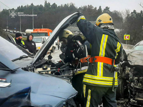 Вихідні на Тернопільщині минули з пожежами та надзвичайними подіями (фото)