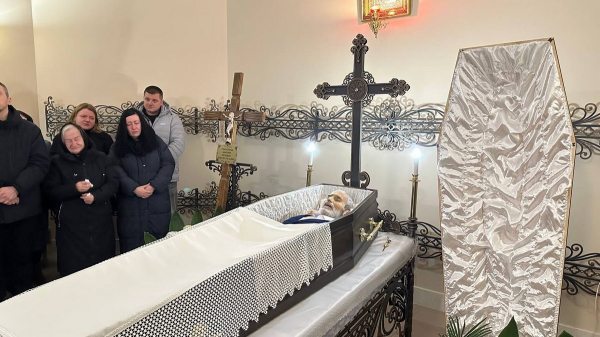 У Тернополі відслужили Парастас за багаторічним працівником архиєпархії Анатолієм Старусельцем (фото)