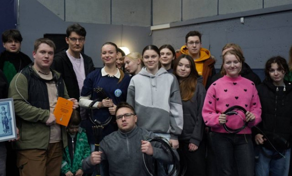 Студенти з Тернополя допомогли встановити Національний рекорд України, підтримуючи ЗСУ (ФОТО)