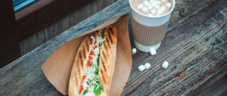 Бумажная упаковка для хот-дога