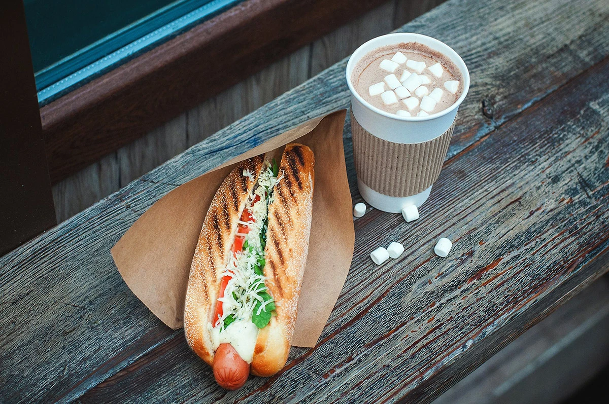 Бумажная упаковка для хот-дога