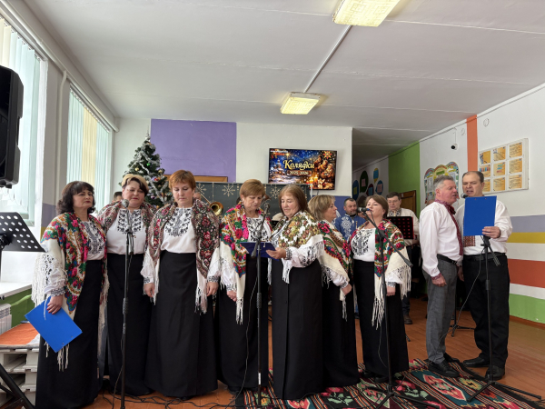 У Борсуках відбувся фестиваль коляди «У небі зірка засіяла» (фото)