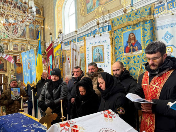 Підгороднянська громада провела в останню путь воїна-захисника Руслана Беркету (фото)