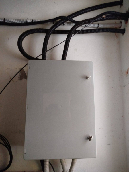 У школі Гусятина запрацювала сонячна електростанція з автономним живленням (фото)