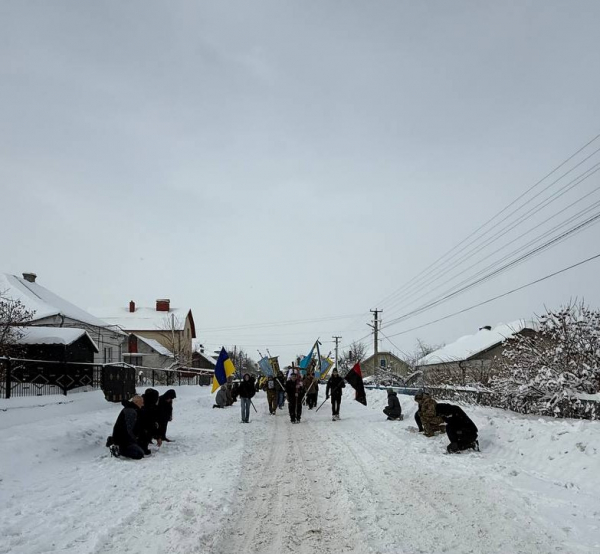 Підгороднянська громада провела в останню путь воїна-захисника Руслана Беркету (фото)