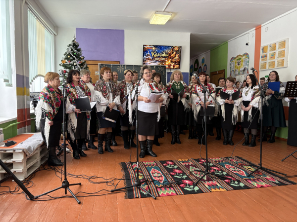 У Борсуках відбувся фестиваль коляди «У небі зірка засіяла» (фото)