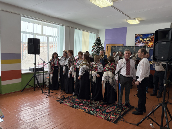 У Борсуках відбувся фестиваль коляди «У небі зірка засіяла» (фото)