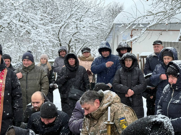 Підгороднянська громада провела в останню путь воїна-захисника Руслана Беркету (фото)