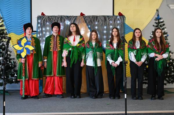 У Ланівцях відбувся мистецько-християнський захід «Колядує Лановеччина» (фото, відео)