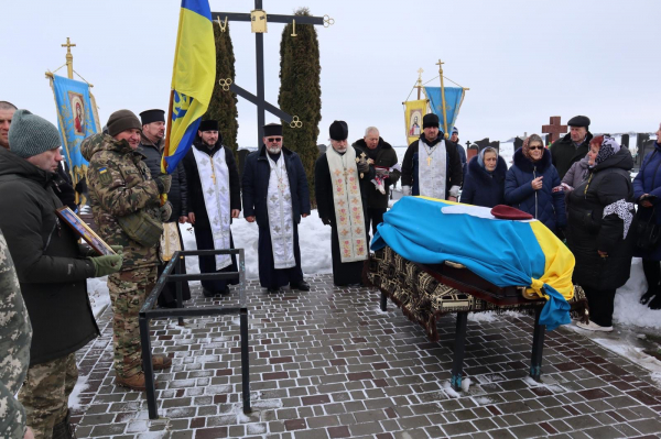 Борсуківська громада попрощалася з Героєм Володимиром Шибистим (фото)