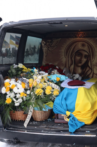 Борсуківська громада попрощалася з Героєм Володимиром Шибистим (фото)