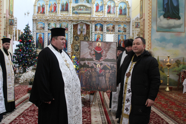 У Великих Дедеркалах провели IV благодійний фестиваль «Колядуй Захисникам» (фото)