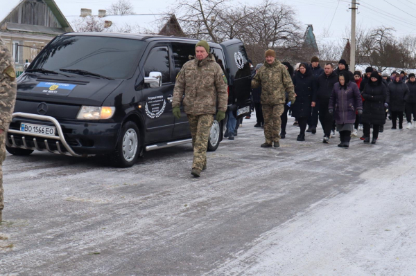 Борсуківська громада попрощалася з Героєм Володимиром Шибистим (фото)
